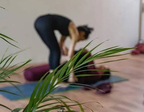 Menschology Yoga